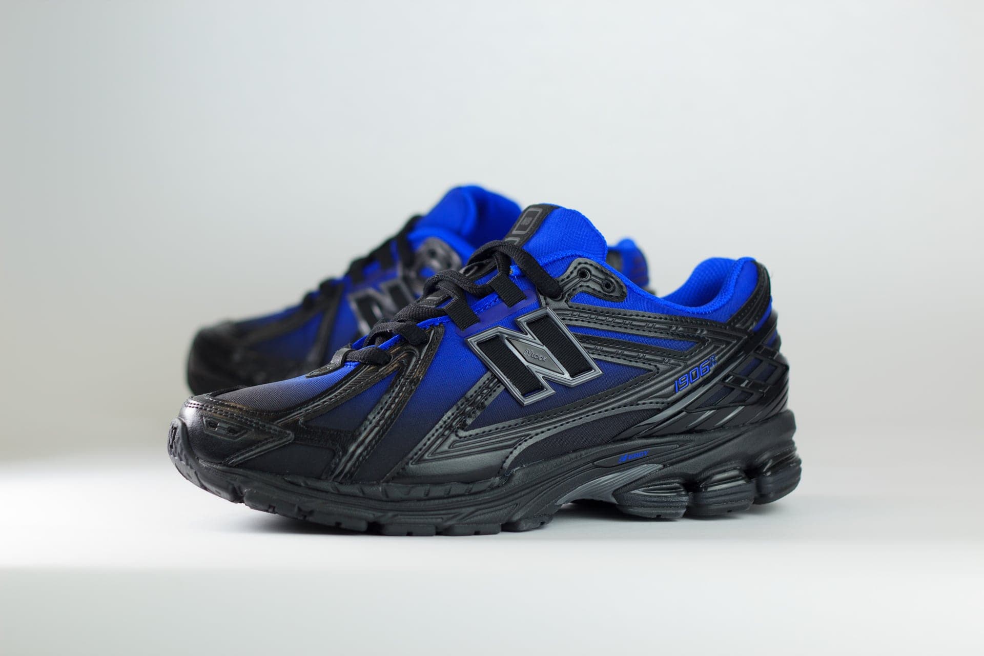NewBalance 1906R синя тінь
